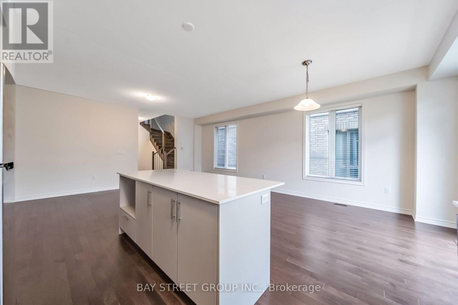 89 Phoenix Boulevard, Barrie, Ontario  L9S 2Z5 - Photo 16 - S13550432