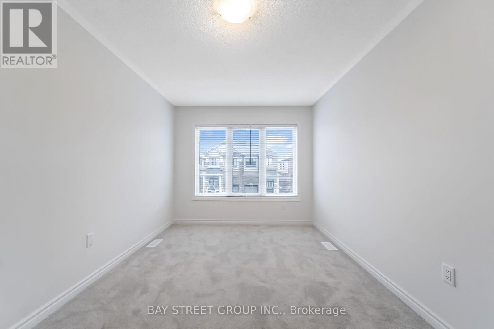 89 Phoenix Boulevard, Barrie, Ontario  L9S 2Z5 - Photo 24 - S13550432