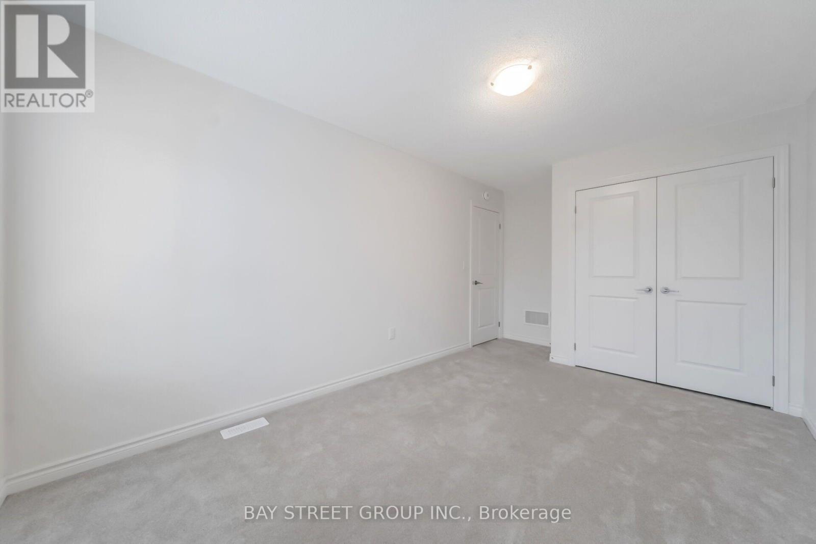 89 Phoenix Boulevard, Barrie, Ontario  L9S 2Z5 - Photo 25 - S13550432