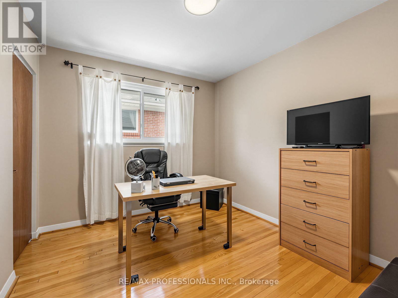 793 Netherton Crescent, Mississauga, Ontario  L4Y 2M5 - Photo 19 - W13550396