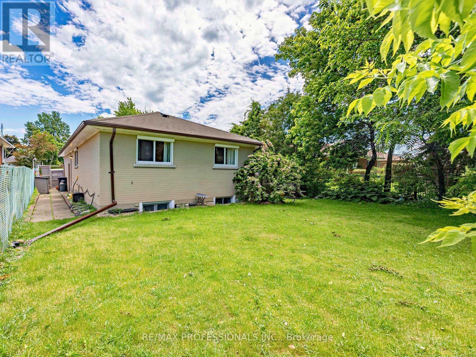 793 Netherton Crescent, Mississauga, Ontario  L4Y 2M5 - Photo 24 - W13550396