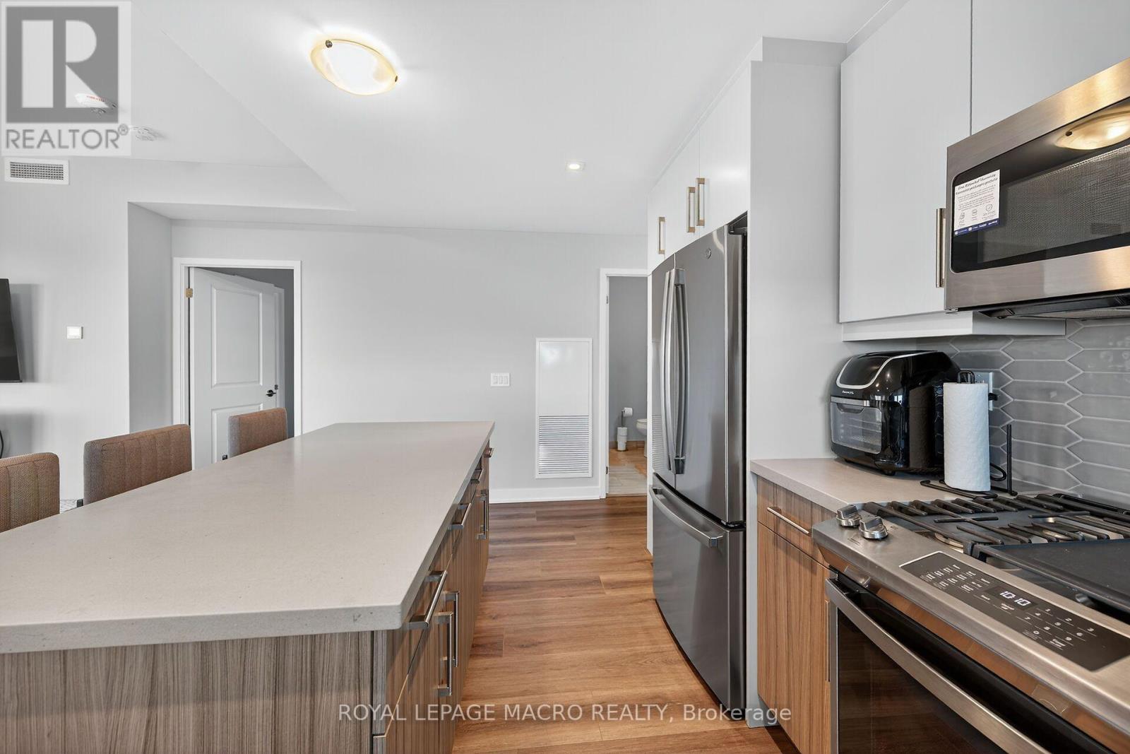 1707 - 2007 James Street, Burlington, Ontario  L7R 0G7 - Photo 12 - W13550472