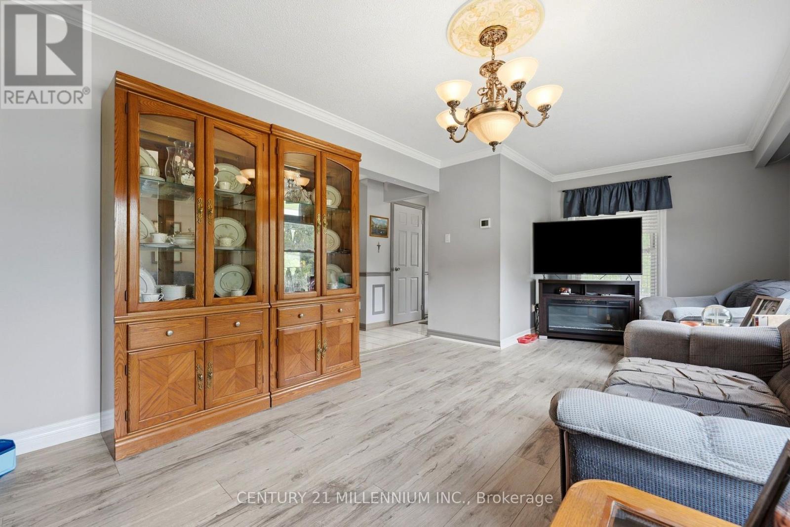 683 Balmoral Drive, Brampton, Ontario  L6T 1W8 - Photo 13 - W13550544