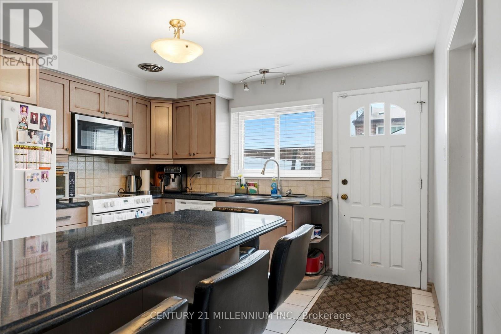 683 Balmoral Drive, Brampton, Ontario  L6T 1W8 - Photo 14 - W13550544