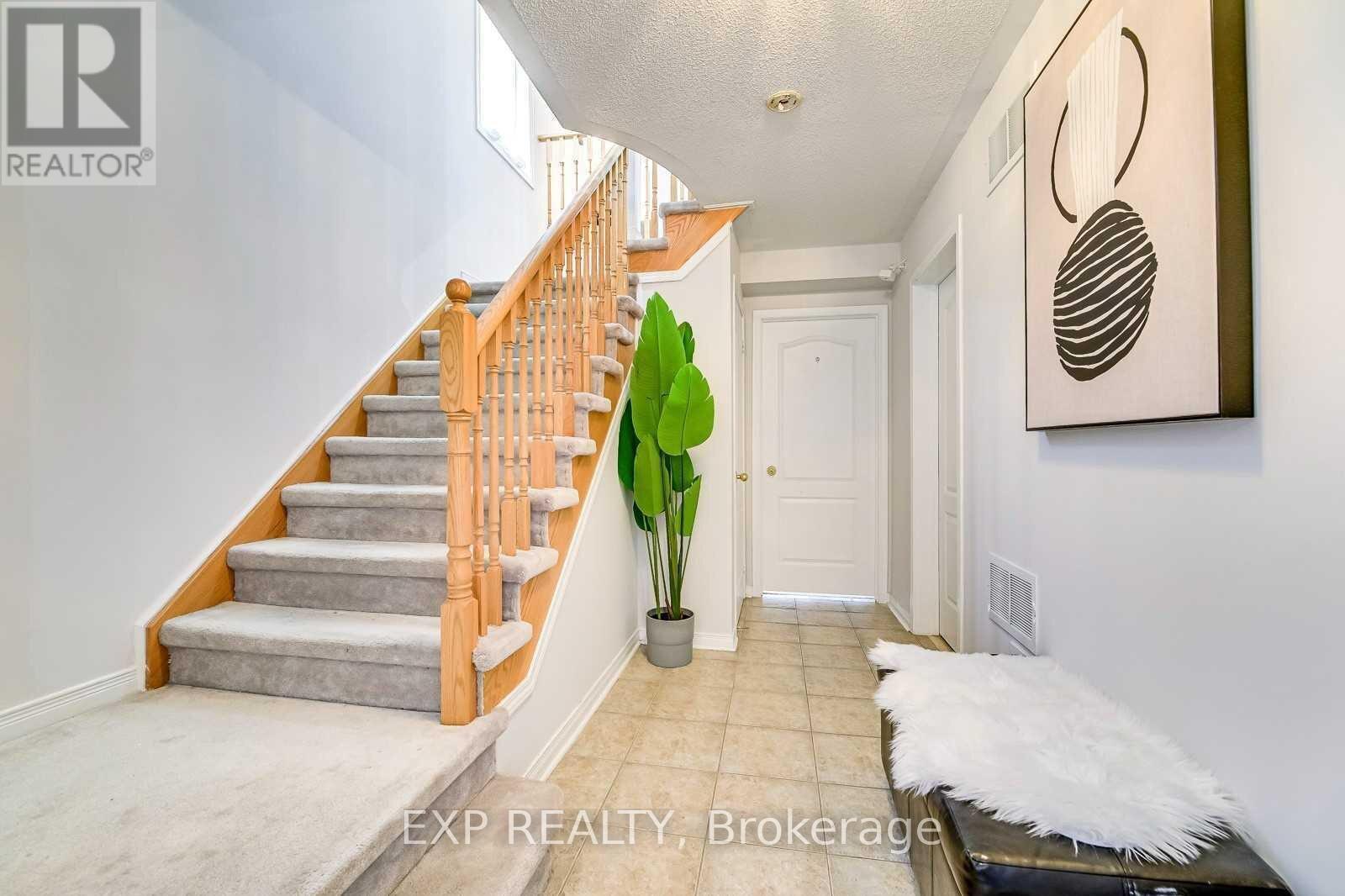 3905 Quiet Creek Drive, Mississauga, Ontario  L5M 8B5 - Photo 17 - W13550560