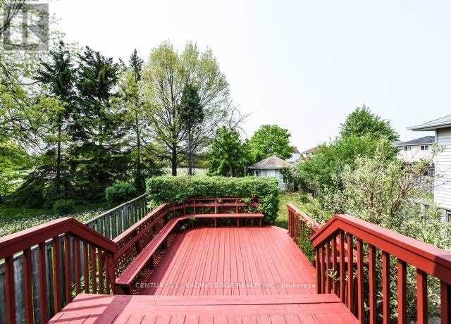 54 Aurora Place, Brampton, Ontario  L6Z 2A8 - Photo 4 - W13550574