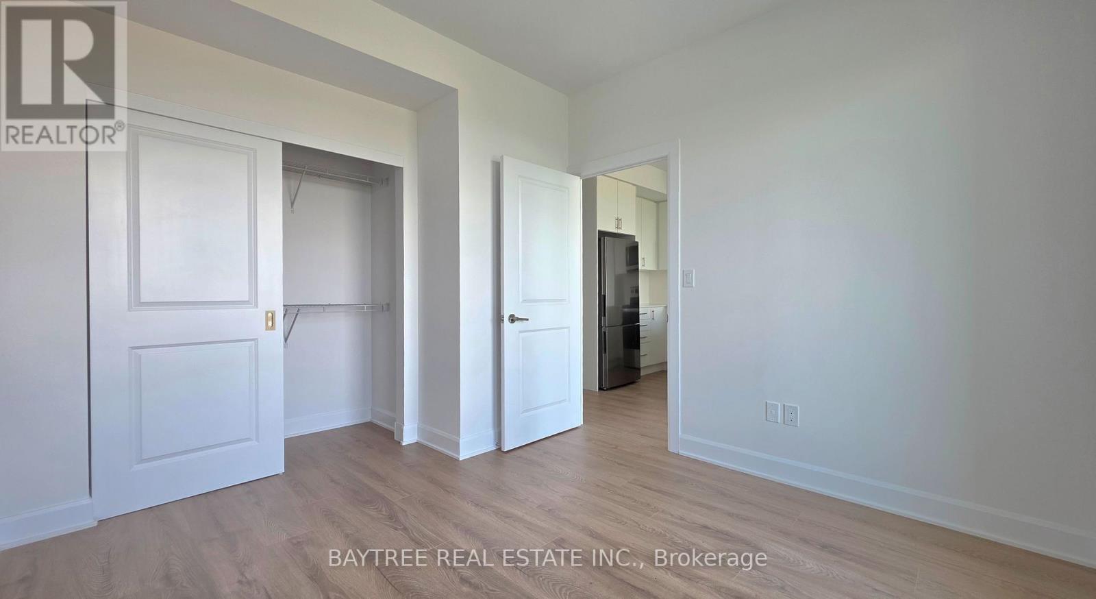 1406 - 3240 William Coltson Avenue, Oakville, Ontario  L6H 8C8 - Photo 6 - W13550604