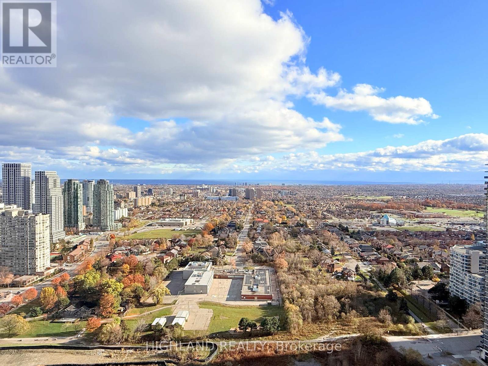3202 - 4015 The Exchange, Mississauga, Ontario  L5B 0N9 - Photo 2 - W13550610