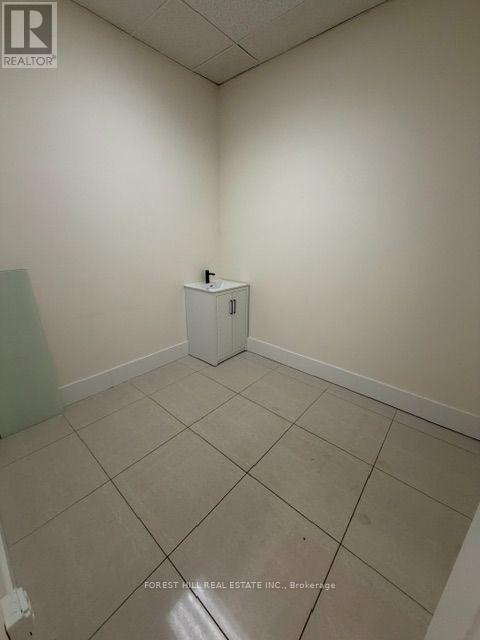 3428 Lake Shore Boulevard, Toronto, Ontario  M8W 1N3 - Photo 10 - W13548176