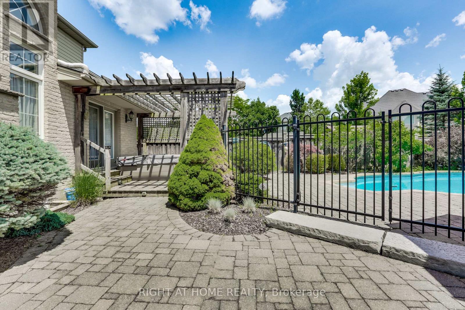 1276 Shore Road, London South, Ontario  N6K 4Z7 - Photo 39 - X13550504