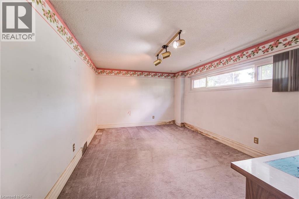 602 Highpoint Avenue, Waterloo, Ontario  N2L 4N1 - Photo 26 - 40847021