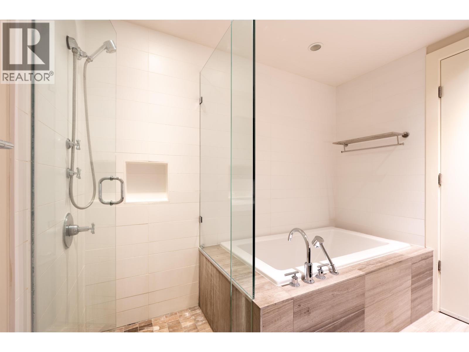 401 888 Arthur Erickson Place, West Vancouver, British Columbia  V7T 0B1 - Photo 18 - R3144191