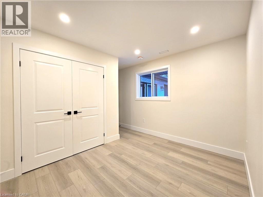 404 Forest Hill Drive Unit# 4, Kitchener, Ontario  N2M 4H4 - Photo 10 - 40847196