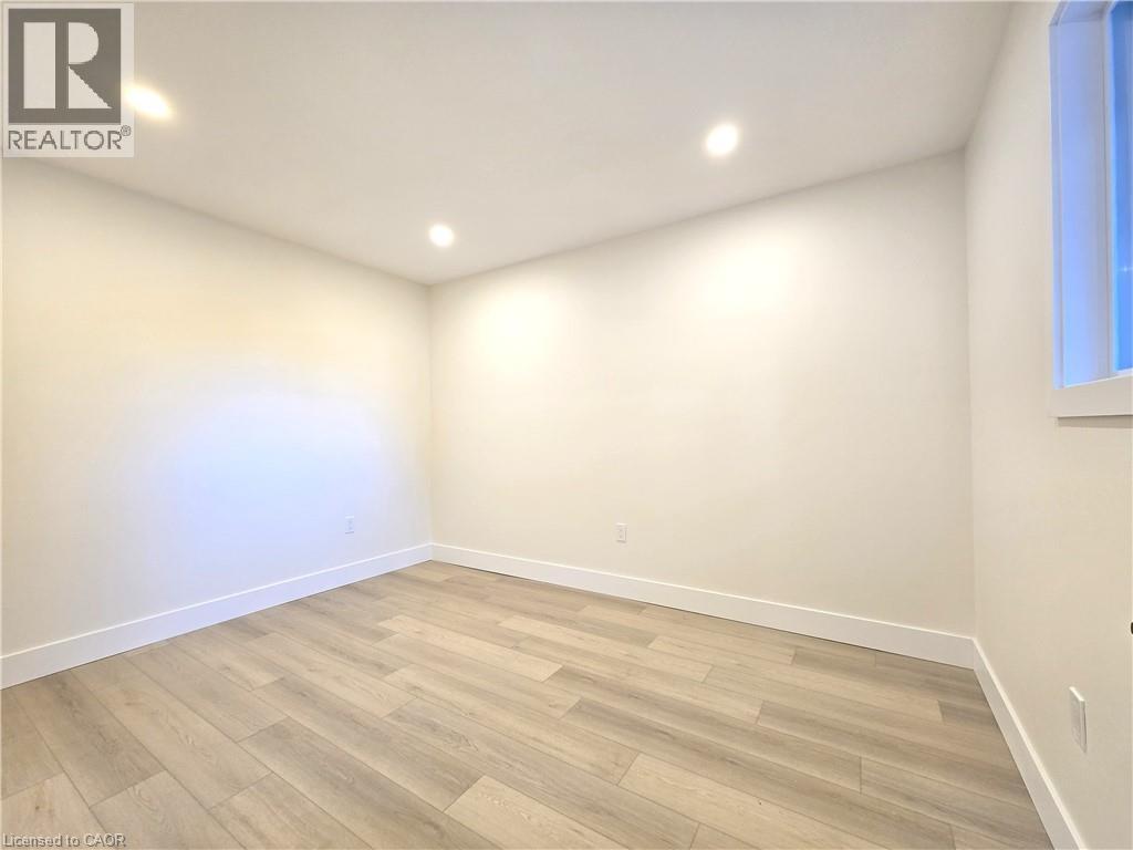 404 Forest Hill Drive Unit# 4, Kitchener, Ontario  N2M 4H4 - Photo 6 - 40847196
