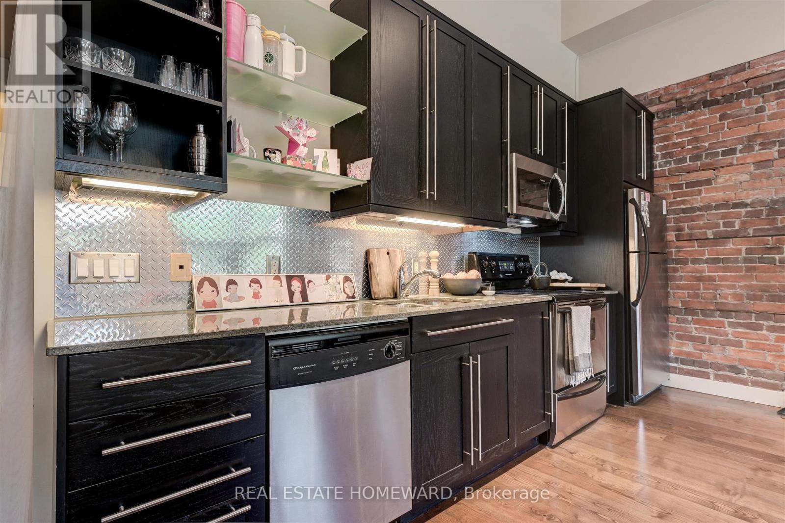205 - 1842 Queen Street E, Toronto, Ontario  M4L 6T3 - Photo 10 - E13550650