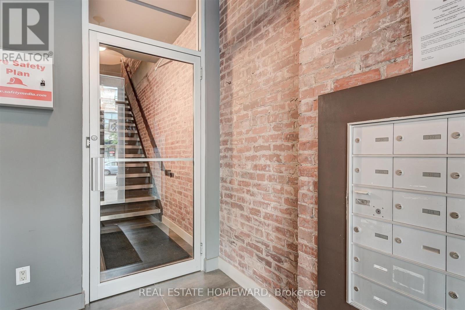 205 - 1842 Queen Street E, Toronto, Ontario  M4L 6T3 - Photo 13 - E13550650