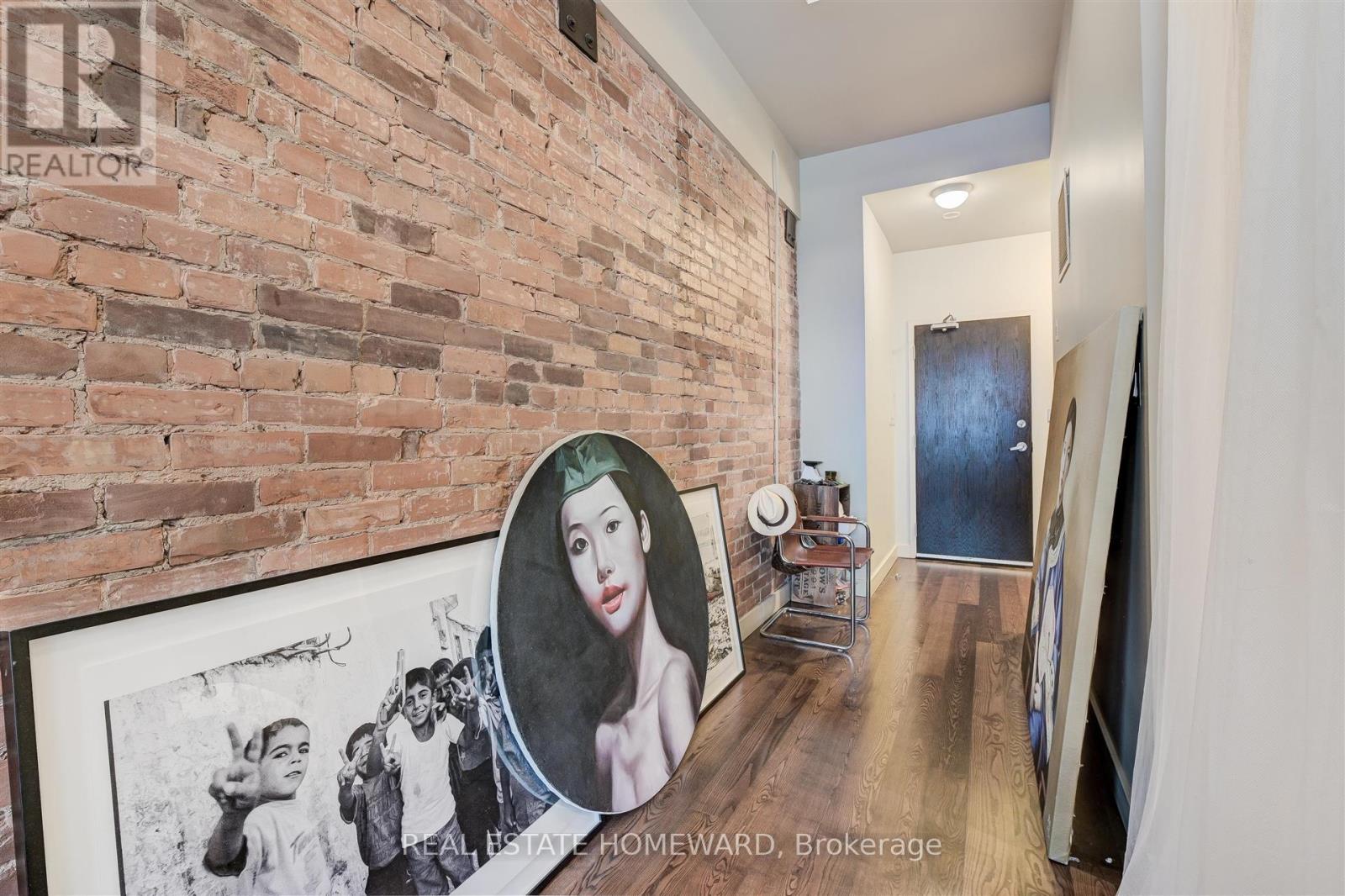 205 - 1842 Queen Street E, Toronto, Ontario  M4L 6T3 - Photo 2 - E13550650