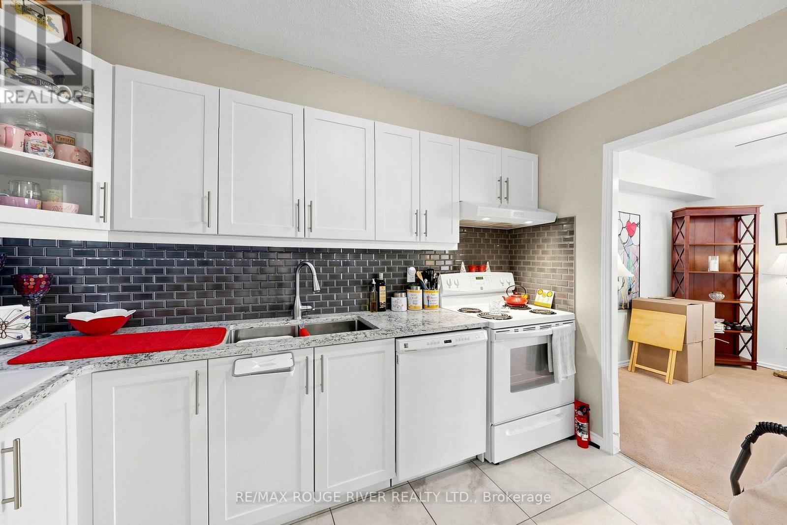 1106 - 92 Church Street S, Ajax, Ontario  L1S 6B4 - Photo 15 - E13550682
