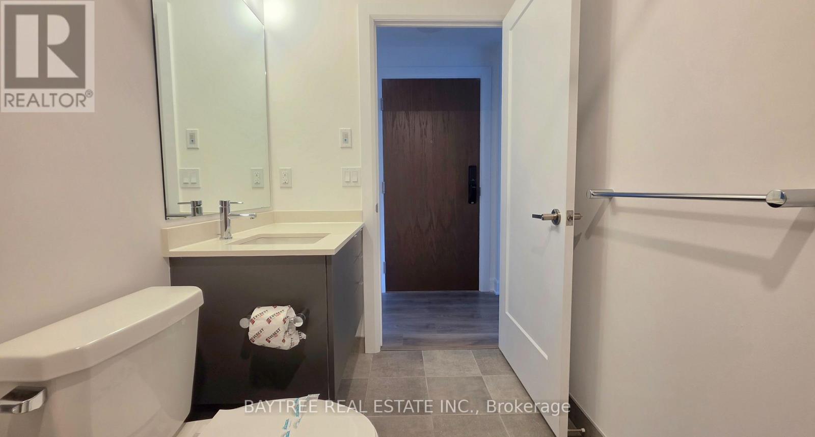 325 - 3240 William Coltson Avenue, Oakville, Ontario L6H 8C8 - Photo 9 - W13550646