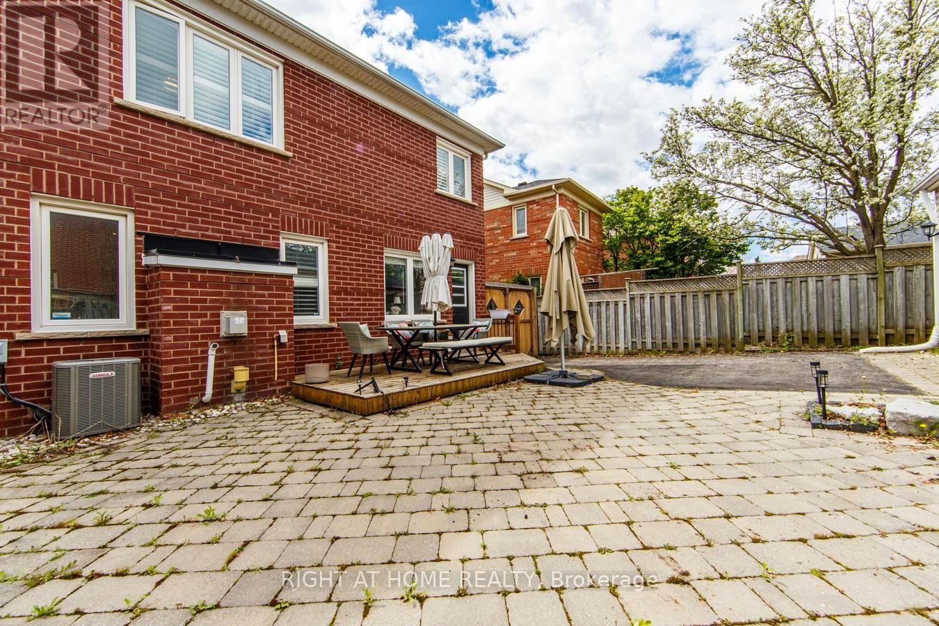 241 Lexington Road, Oakville, Ontario  L6H 6L5 - Photo 44 - W13550674