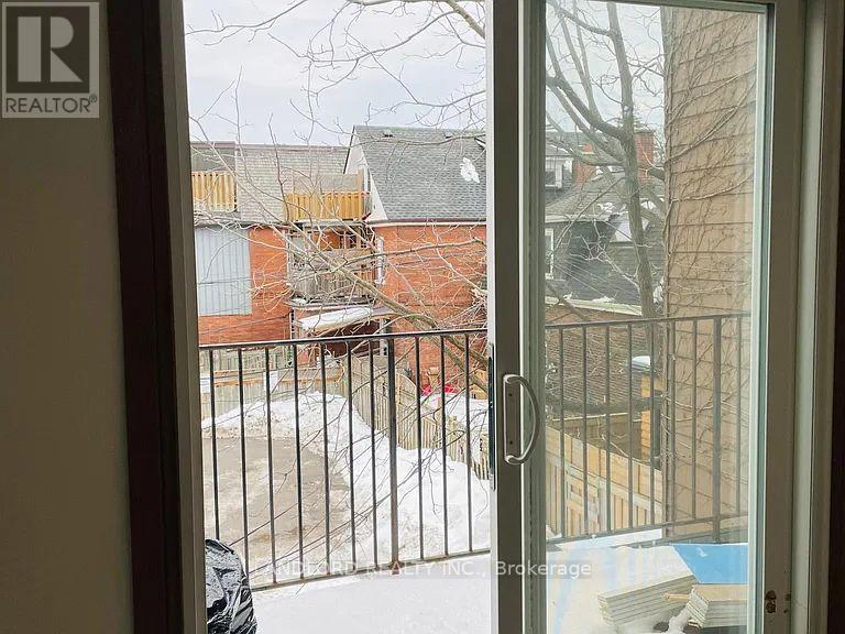 2 - 73 Roncesvalles Avenue, Toronto, Ontario  M6R 2K6 - Photo 7 - W13550692