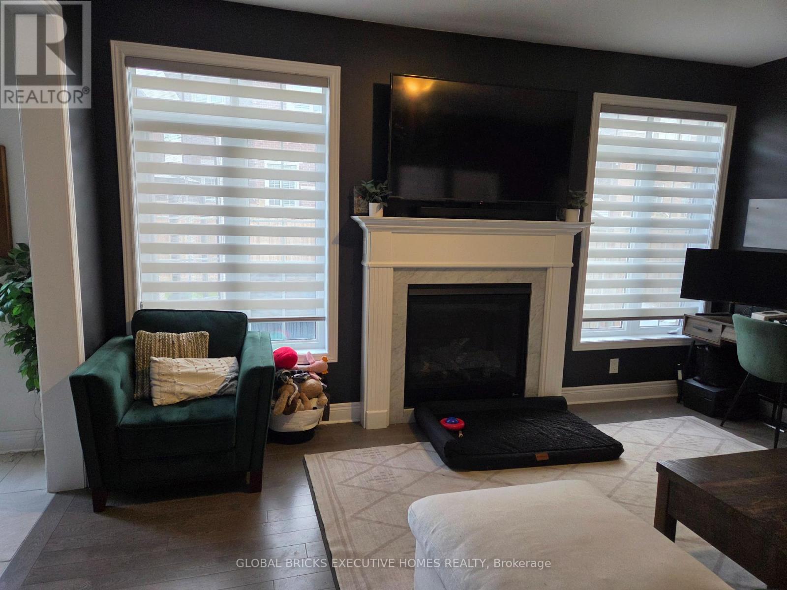134 Branigan Crescent, Halton Hills, Ontario L9T 8W6 - Photo 5 - W13550782
