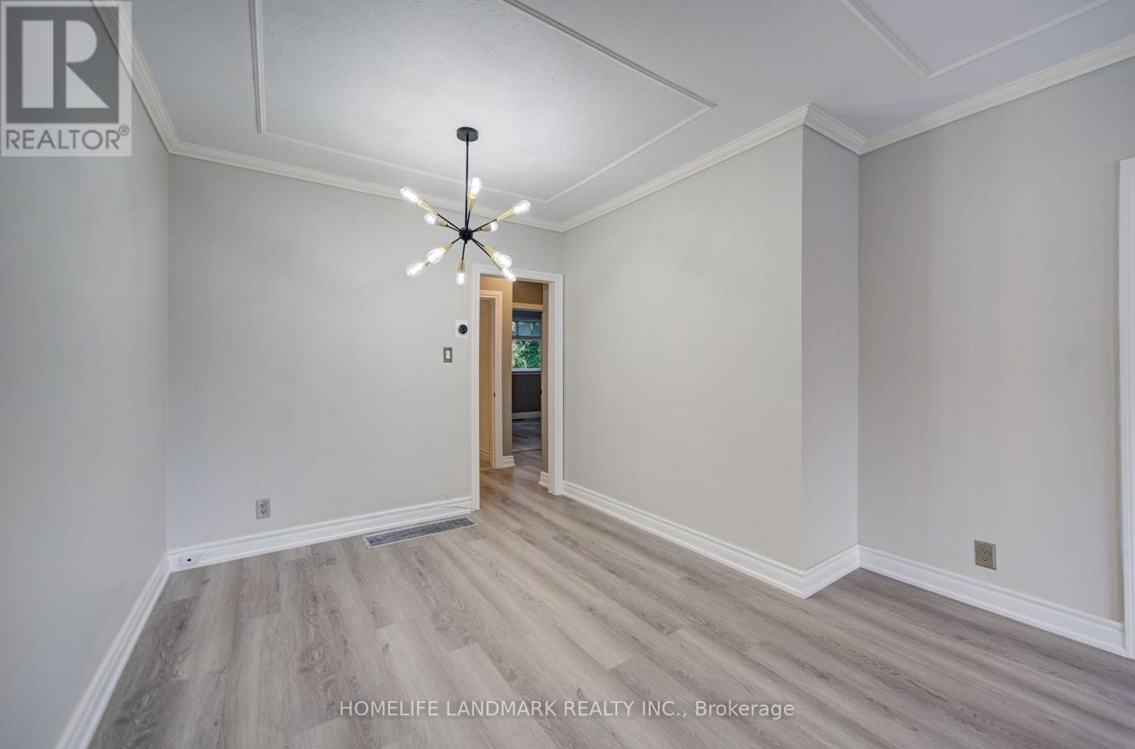 167 Taylor Mills Drive N, Richmond Hill, Ontario L4C 2T5 - Photo 11 - N13541362
