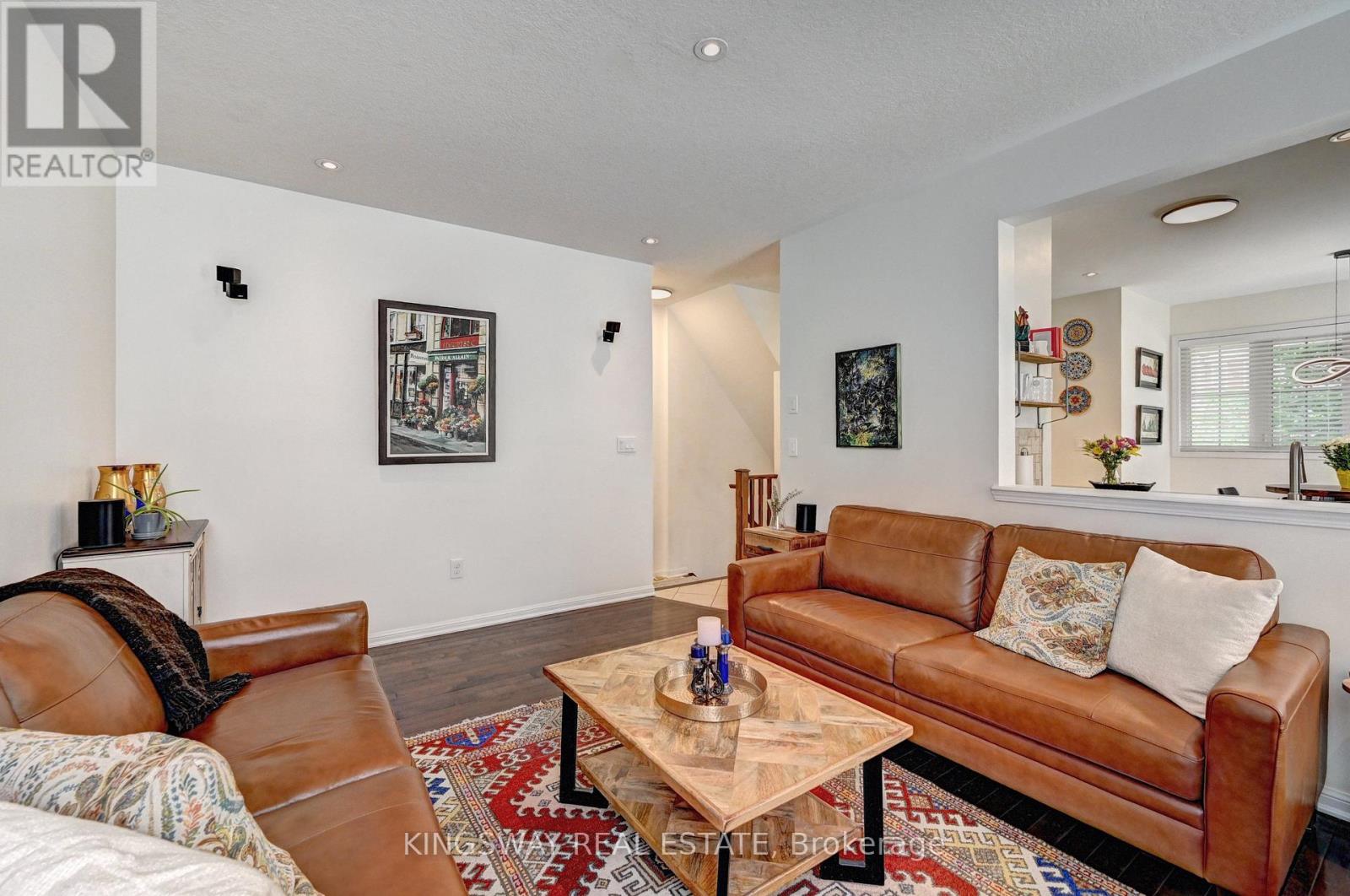 147 Silverthorne Drive, Cambridge, Ontario  N3C 0B7 - Photo 8 - X13550732