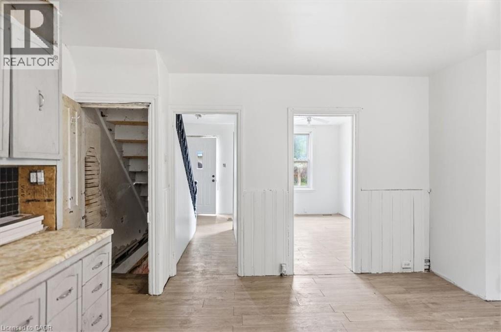 25 Albemarle Street, Hamilton, Ontario  L8L 7G5 - Photo 3 - 40842562