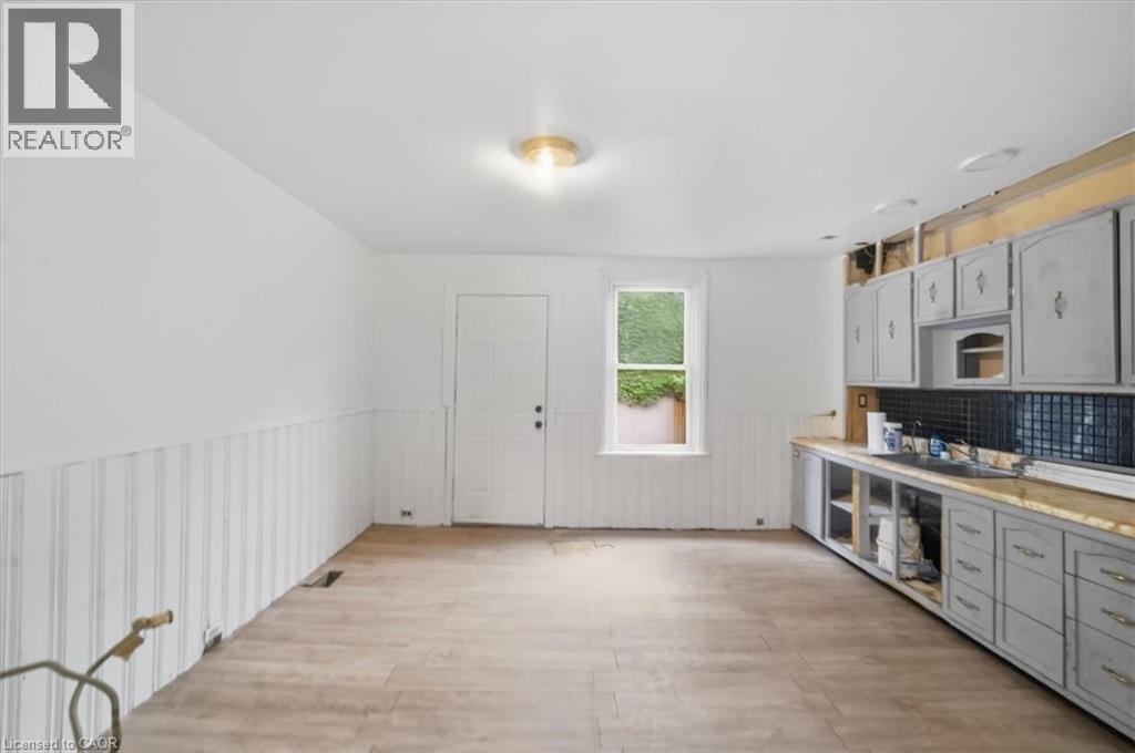 25 Albemarle Street, Hamilton, Ontario  L8L 7G5 - Photo 5 - 40842562