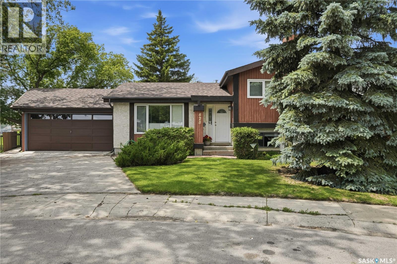 828 Seymour CRESCENT N, Regina