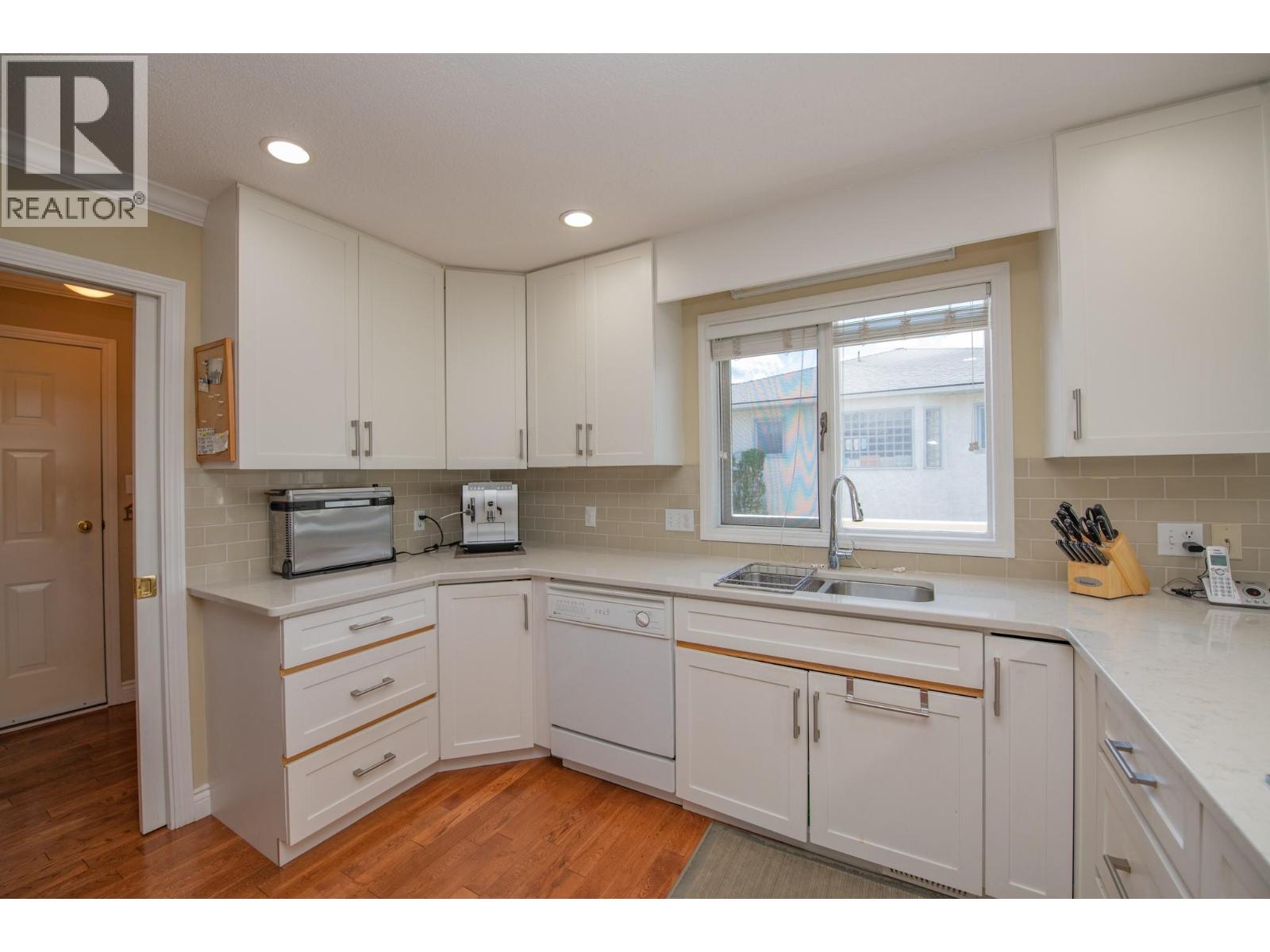 8898 Michael Drive, Coldstream, British Columbia  V1B 2B9 - Photo 17 - 10393772