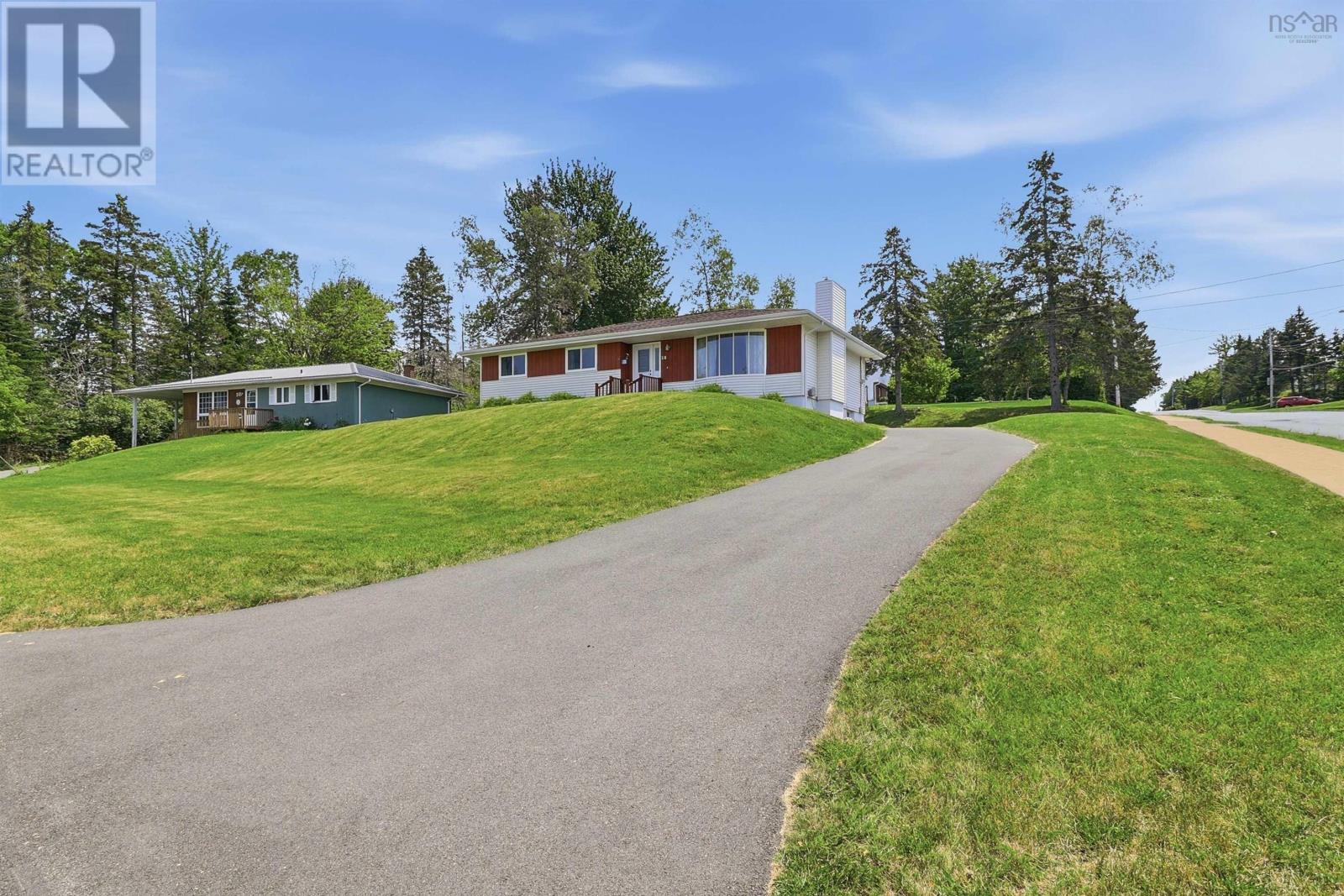 28 Evergreen Court, Salmon River, Nova Scotia  B2N 5H9 - Photo 3 - 202617245