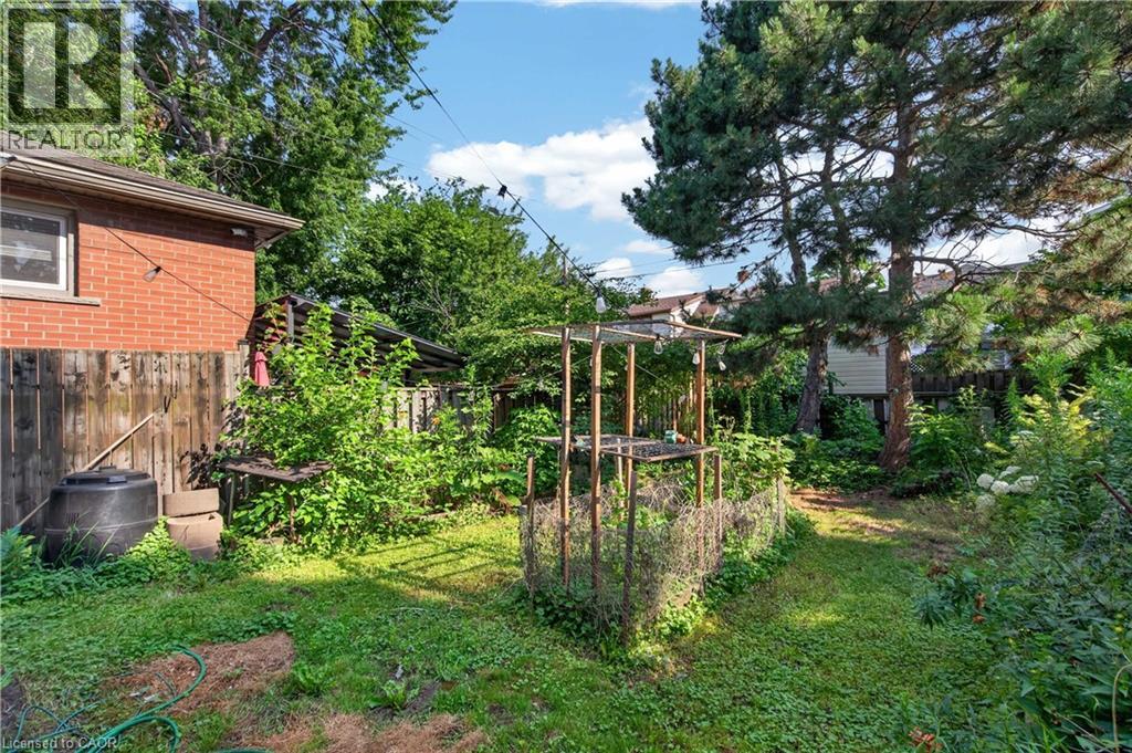103 Rosemont Avenue, Hamilton, Ontario  L8L 2M6 - Photo 34 - 40845377