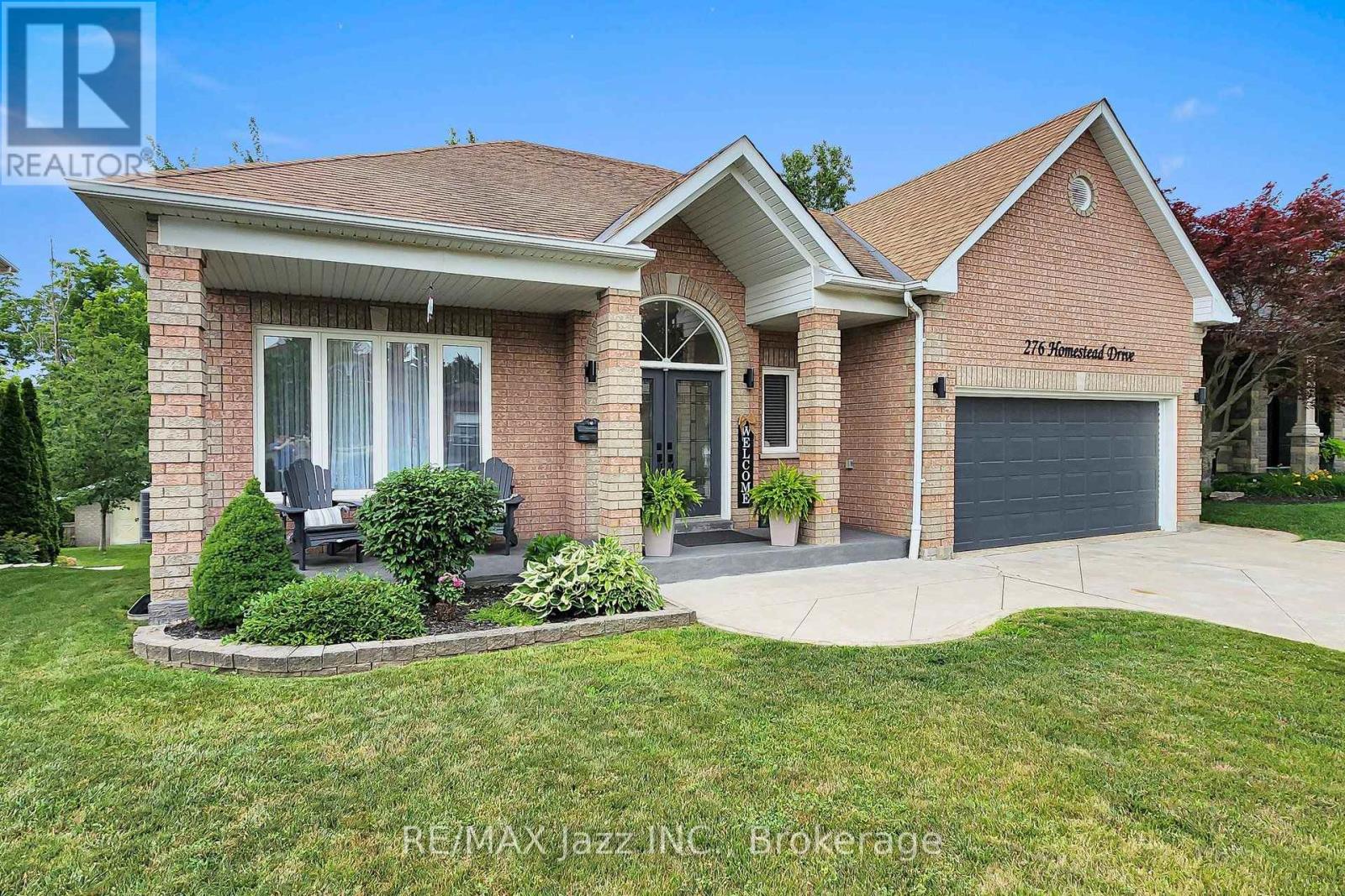 276 Homestead Drive, Oshawa, Ontario  L1J 6V1 - Photo 2 - E13551018