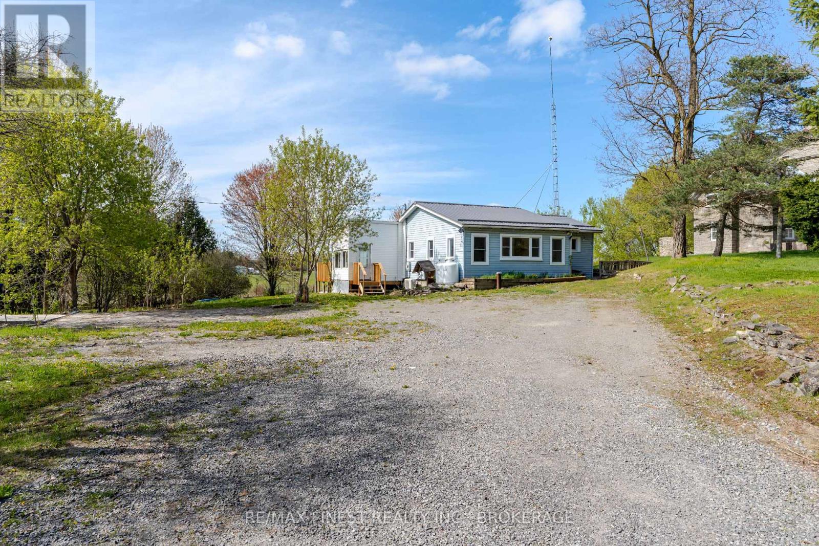 6804 6th Concession Road, Elizabethtown-Kitley, Ontario  K6V 5T5 - Photo 2 - X13550886