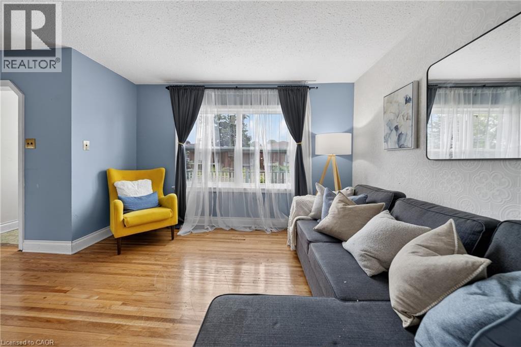 67 Archibald Street, Brampton, Ontario  L6X 1M3 - Photo 4 - 40836952
