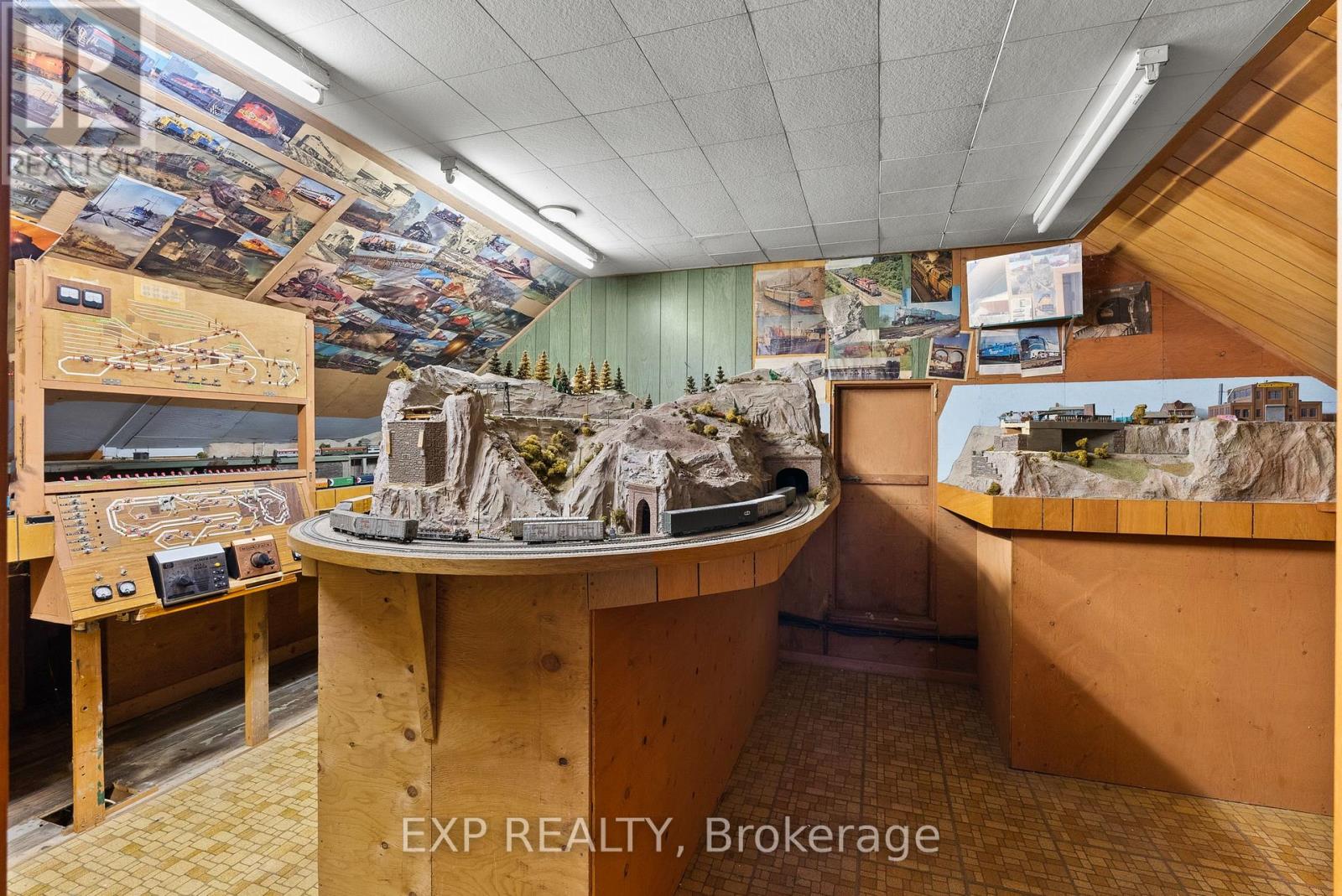 6192 Lyons Creek Road, Niagara Falls, Ontario  L2E 6S6 - Photo 14 - X13543798