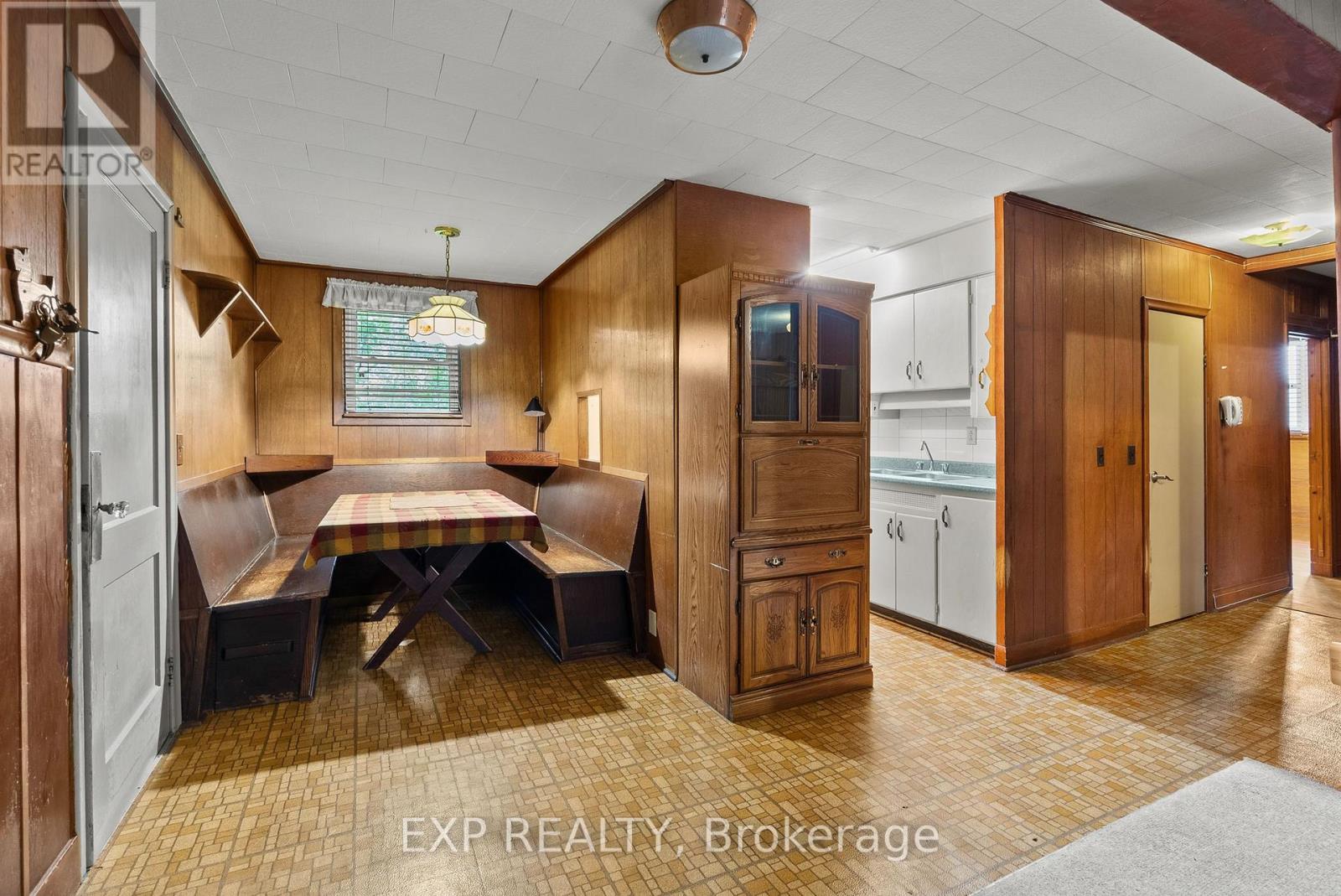6192 Lyons Creek Road, Niagara Falls, Ontario  L2E 6S6 - Photo 8 - X13543798