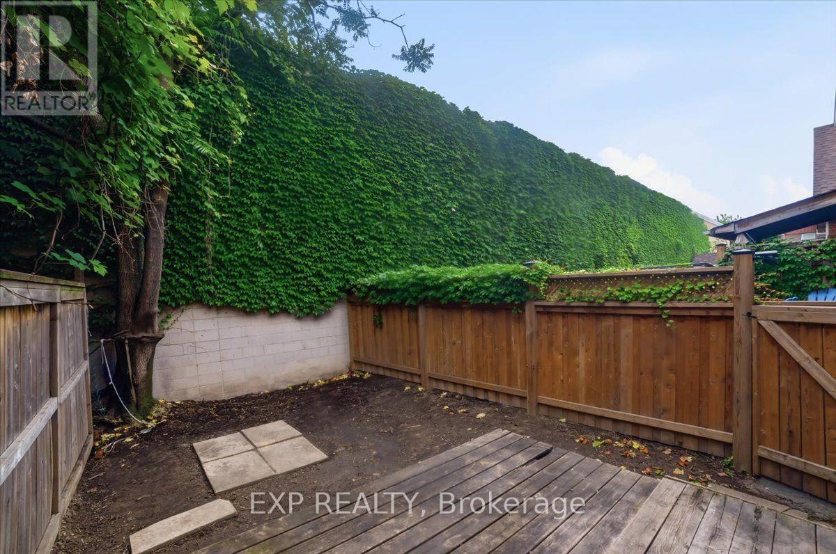 25 Albemarle Street, Hamilton, Ontario  L8L 7G5 - Photo 27 - X13540748