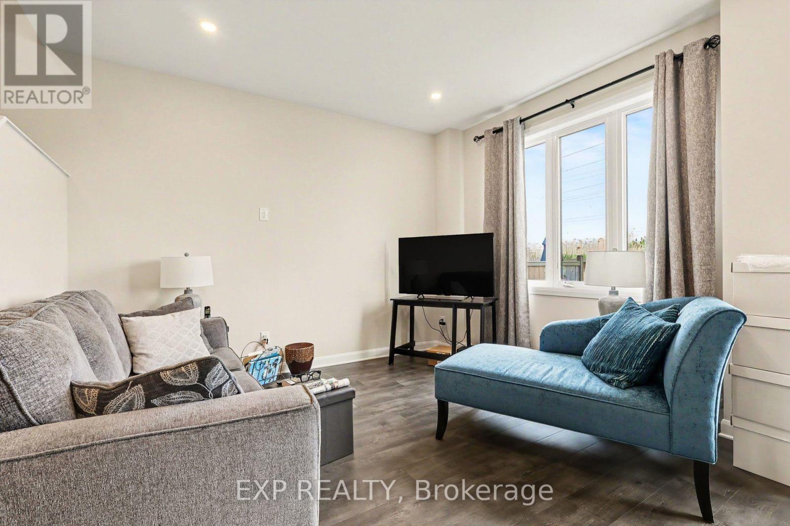 538 Prominence Way, Ottawa, Ontario  K4A 5L2 - Photo 4 - X13551012