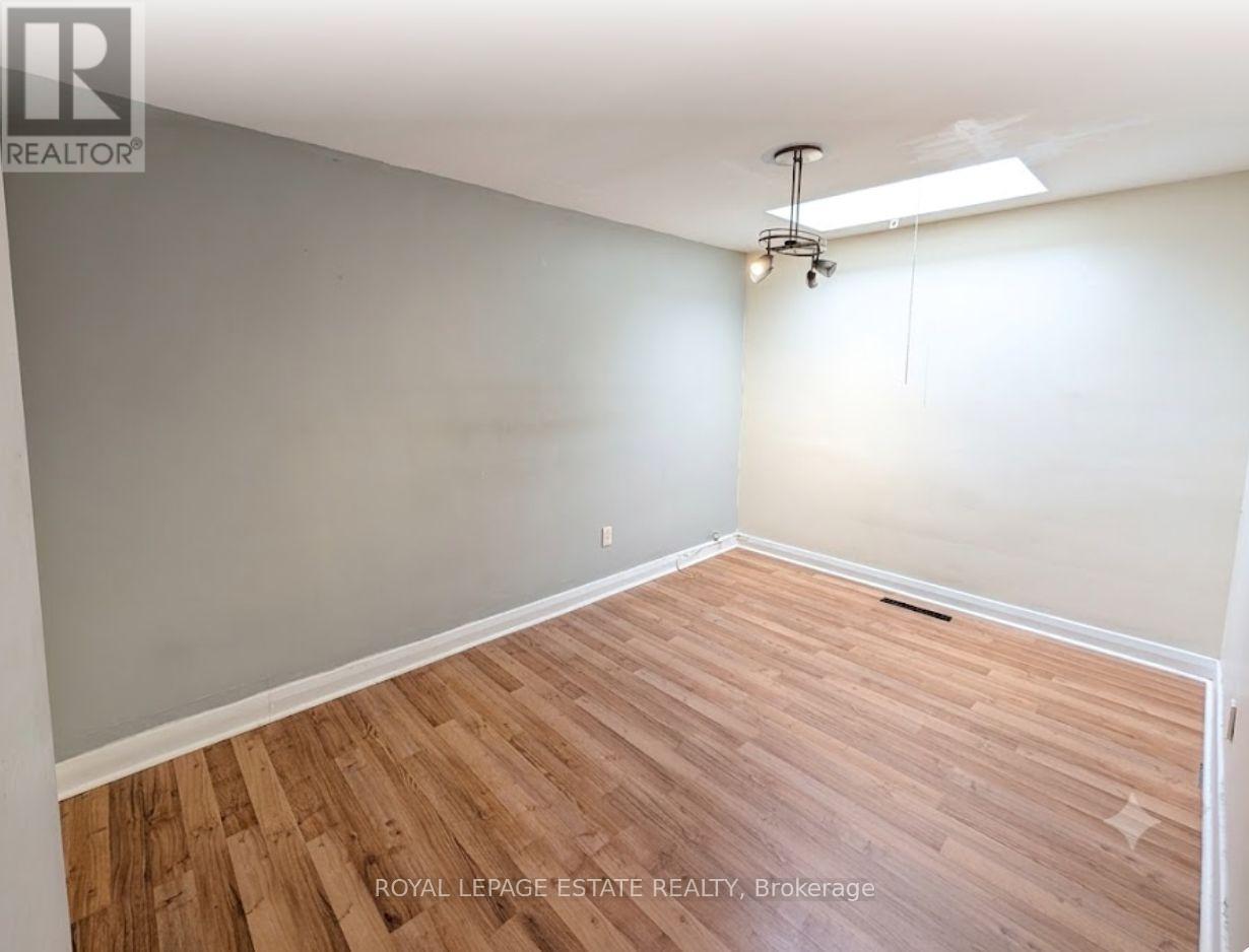 2436 Kingston Road, Toronto, Ontario  M1N 1V3 - Photo 9 - E13498362