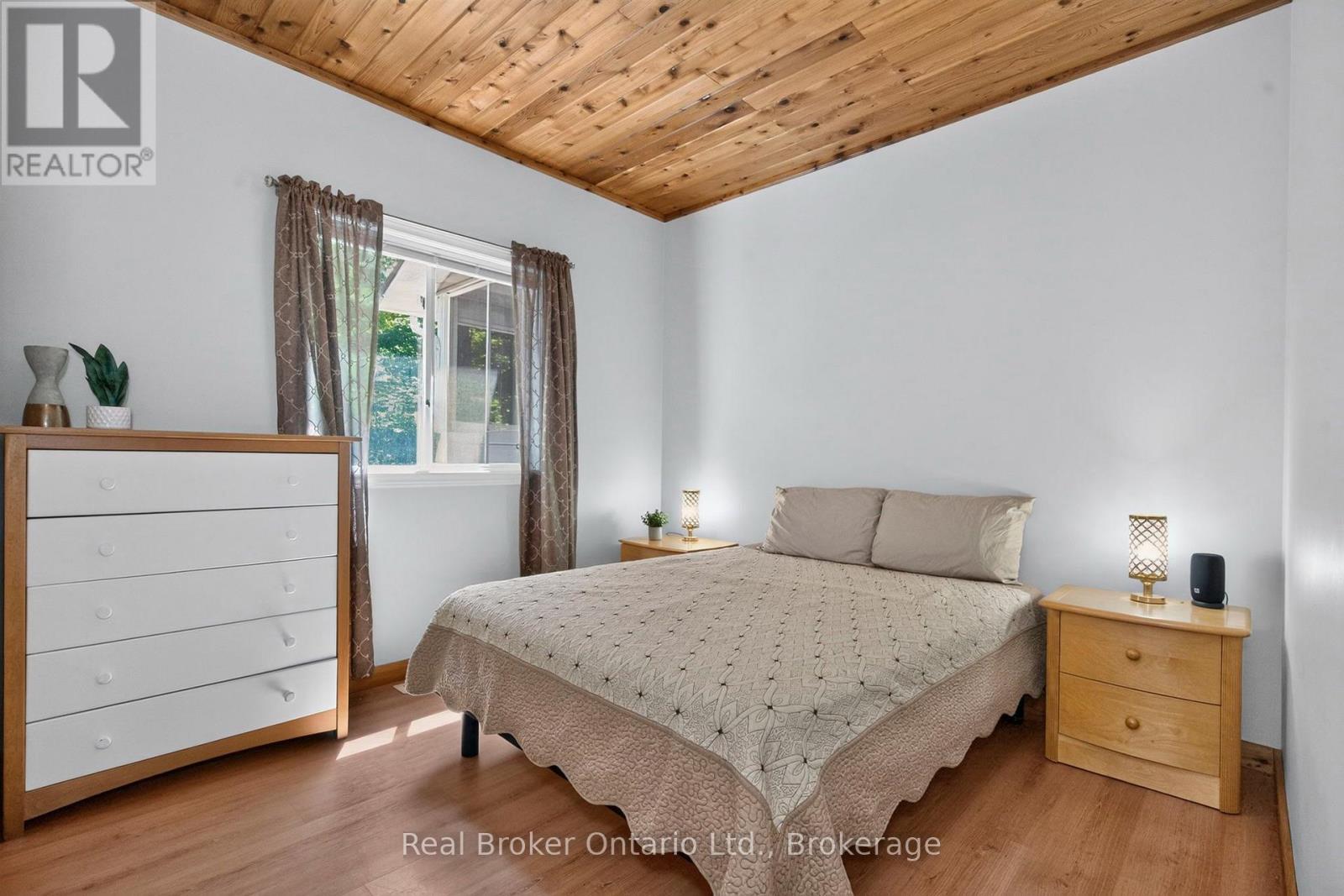 5 Sunburn Road, Tiny, Ontario  L0L 2J0 - Photo 12 - S13550896