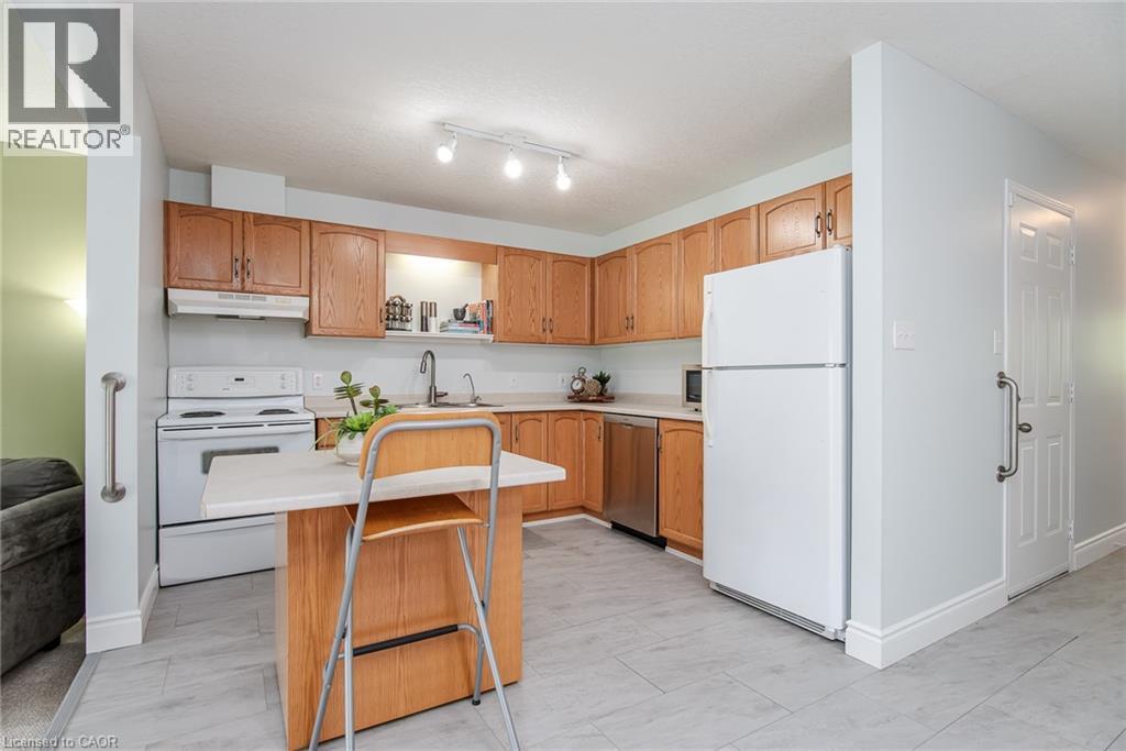 384 Pastern Trail, Waterloo, Ontario  N2K 4K7 - Photo 16 - 40846577