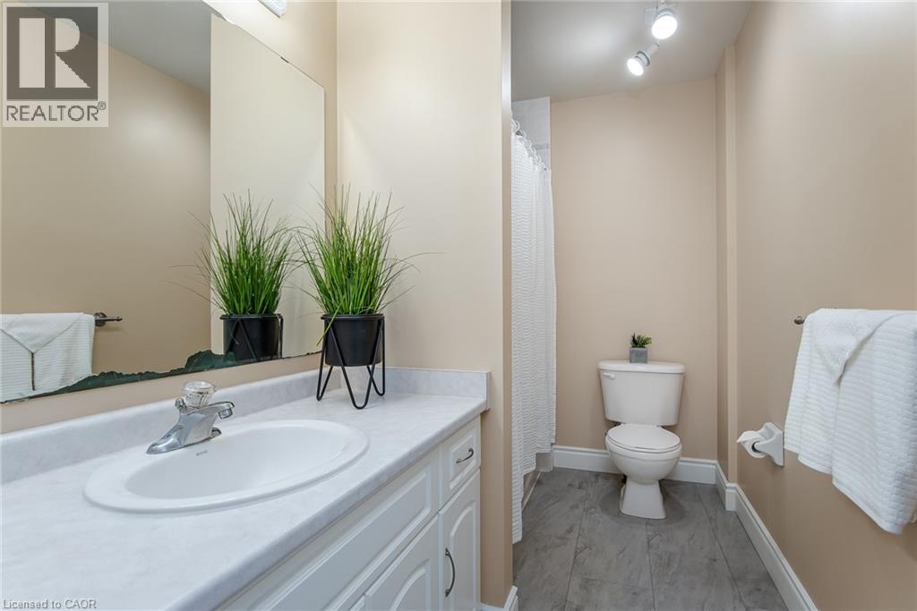 384 Pastern Trail, Waterloo, Ontario  N2K 4K7 - Photo 31 - 40846577