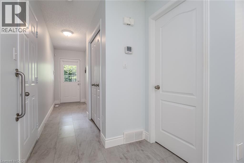 384 Pastern Trail, Waterloo, Ontario  N2K 4K7 - Photo 7 - 40846577