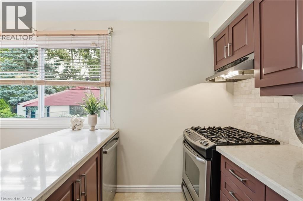 69 Fairway Drive, Hamilton, Ontario  L8K 5L6 - Photo 12 - 40846134