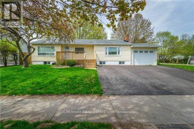 166 Newton Street, Newmarket, Ontario L3Y 3K5 - Photo 1 - N13550834