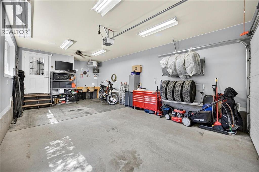 13 Covepark Bay NE, Calgary, Alberta  T3K 6K8 - Photo 48 - A2328157