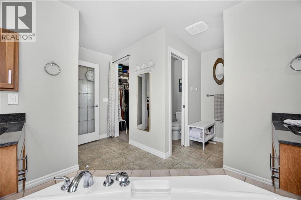 13 Covepark Bay NE, Calgary, Alberta  T3K 6K8 - Photo 30 - A2328157